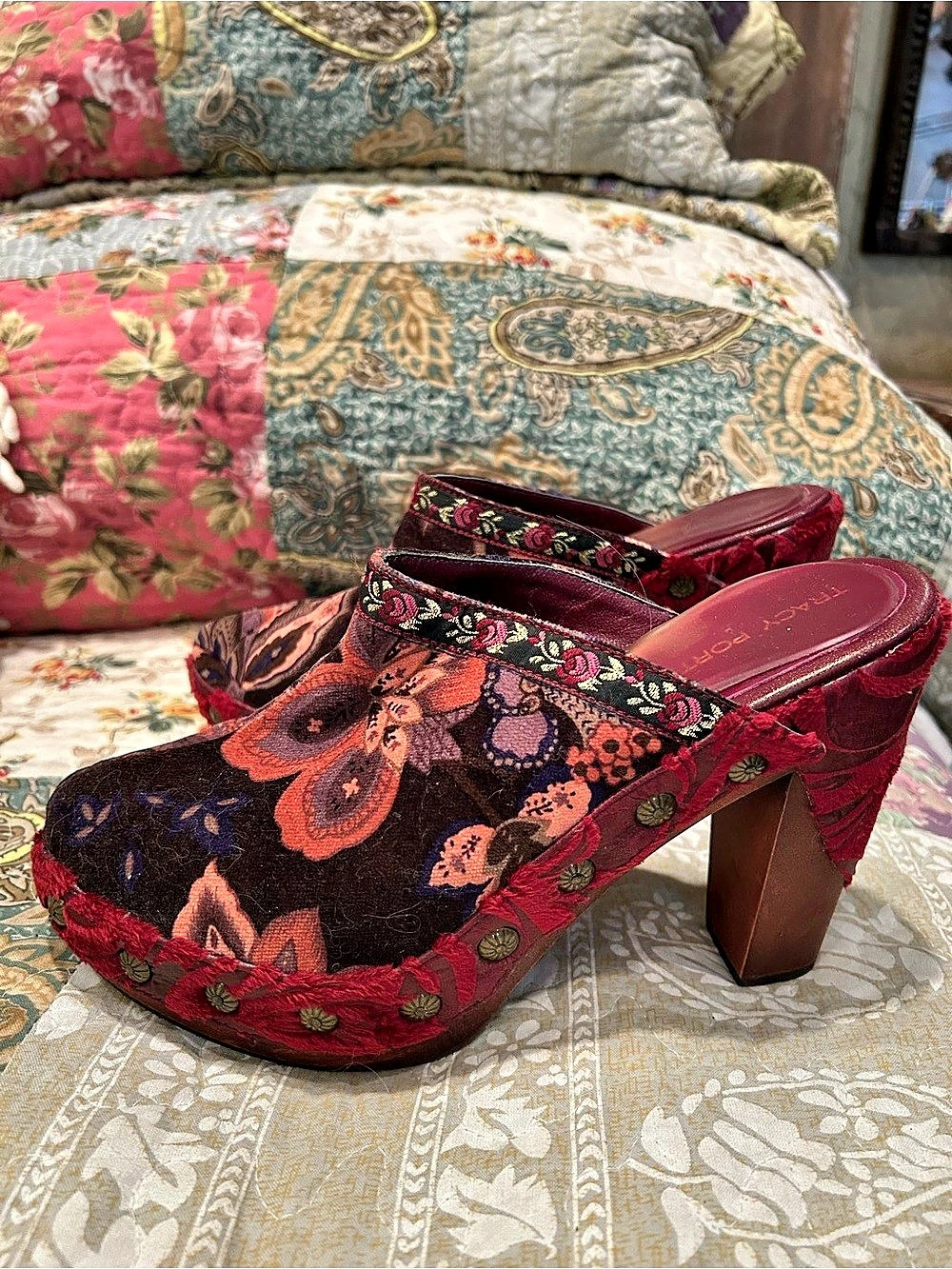 Tracy Porter Floral Platform Clogs in Red & Black - Picture 4 of 10